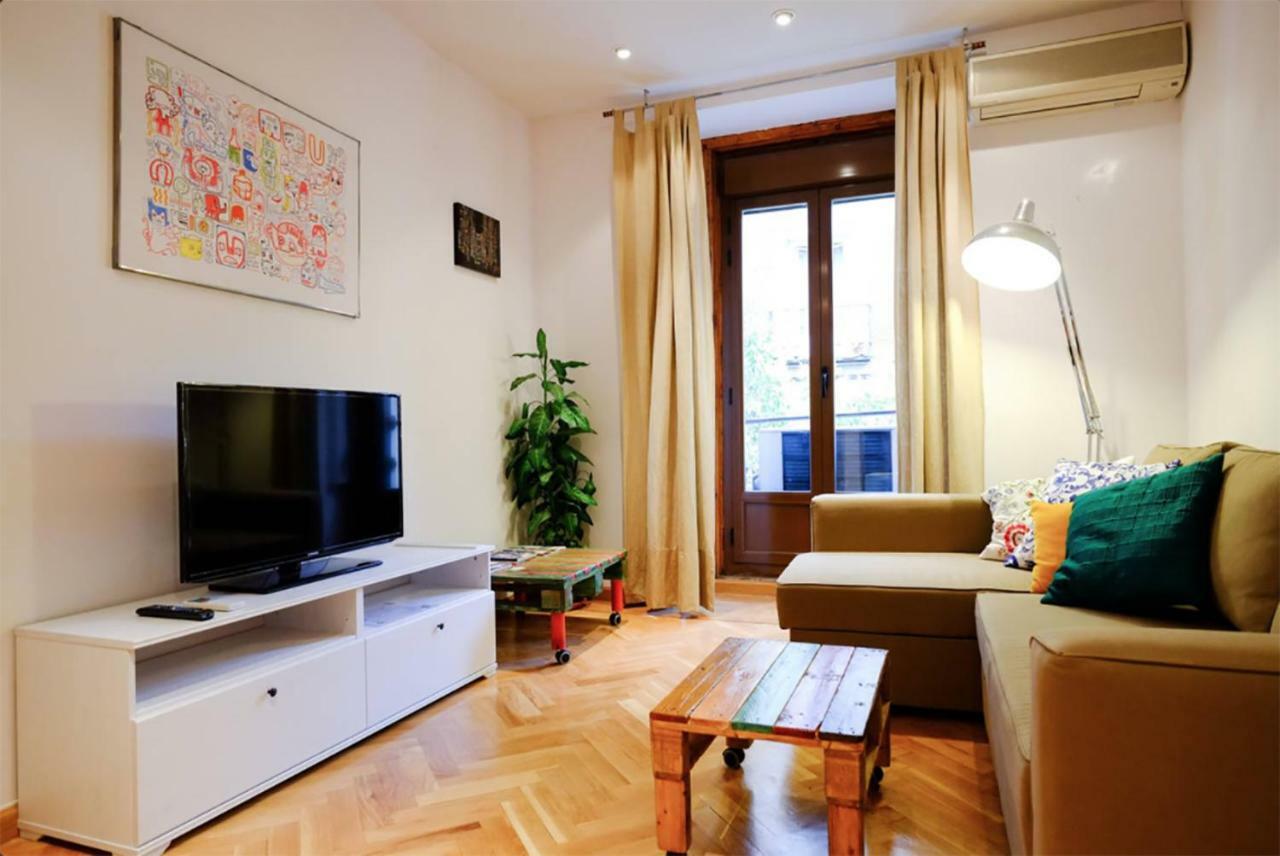 Gran Via / Chueca Apartamentos Madrid Ngoại thất bức ảnh